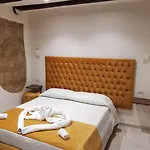 Napoletano ゲストハウス ナポリ