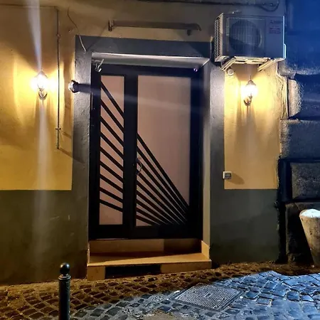Napoletano בית הארחה