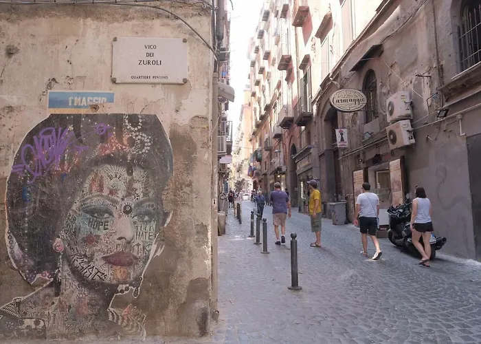 Napoletano 4* Naples