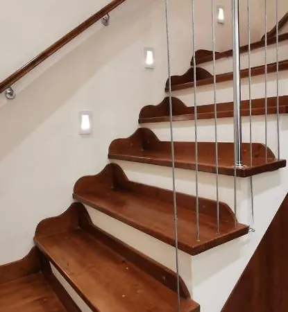 Napoletano 4* نابولي