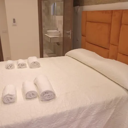 Napoletano بيت ضيافة نابولي