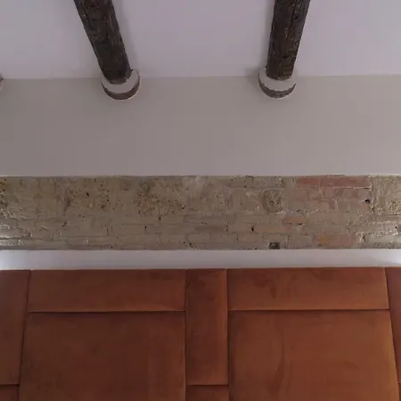 Napoletano 4* نابولي