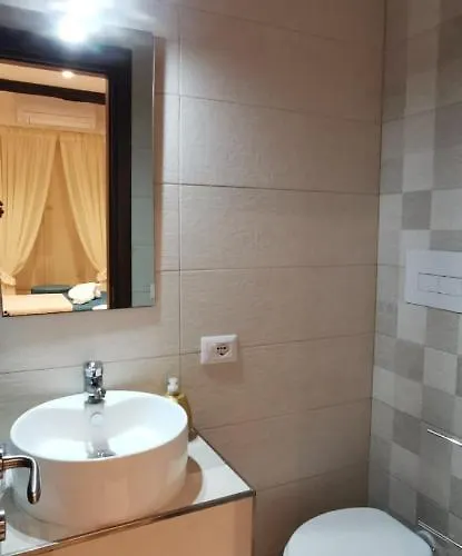 Napoletano 게스트하우스 4*