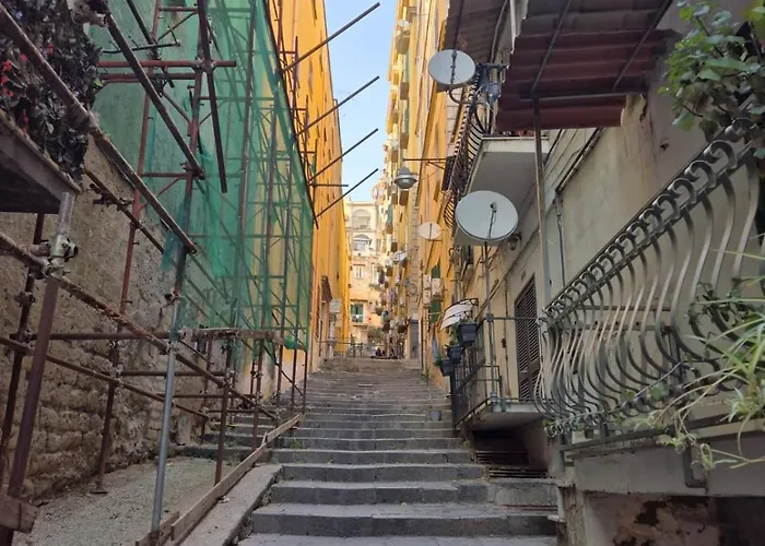 게스트하우스 Napoletano 4*