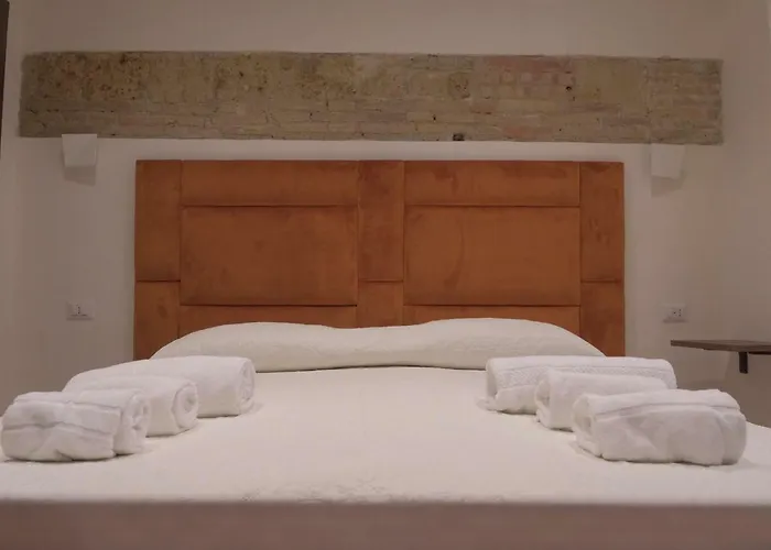 Napoletano בית הארחה 4*